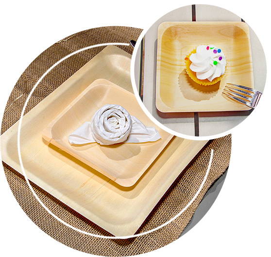 Ecogardener Wooden Plate with a dinner napkin