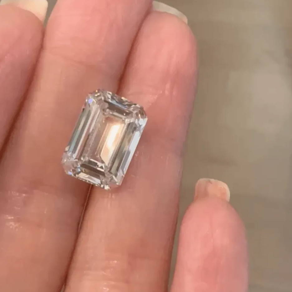 emerald cut diamond