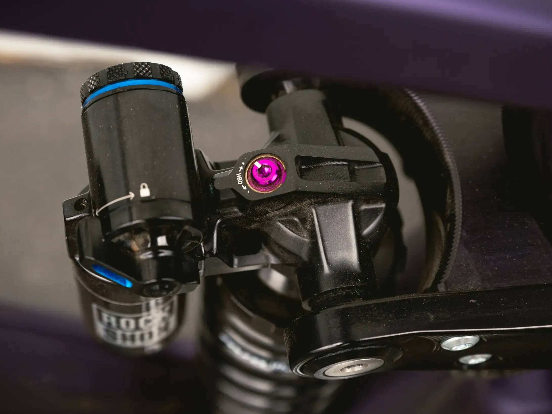 detail of hydraulic bottom out adjuster on a rockshox super deluxe ultimate coil