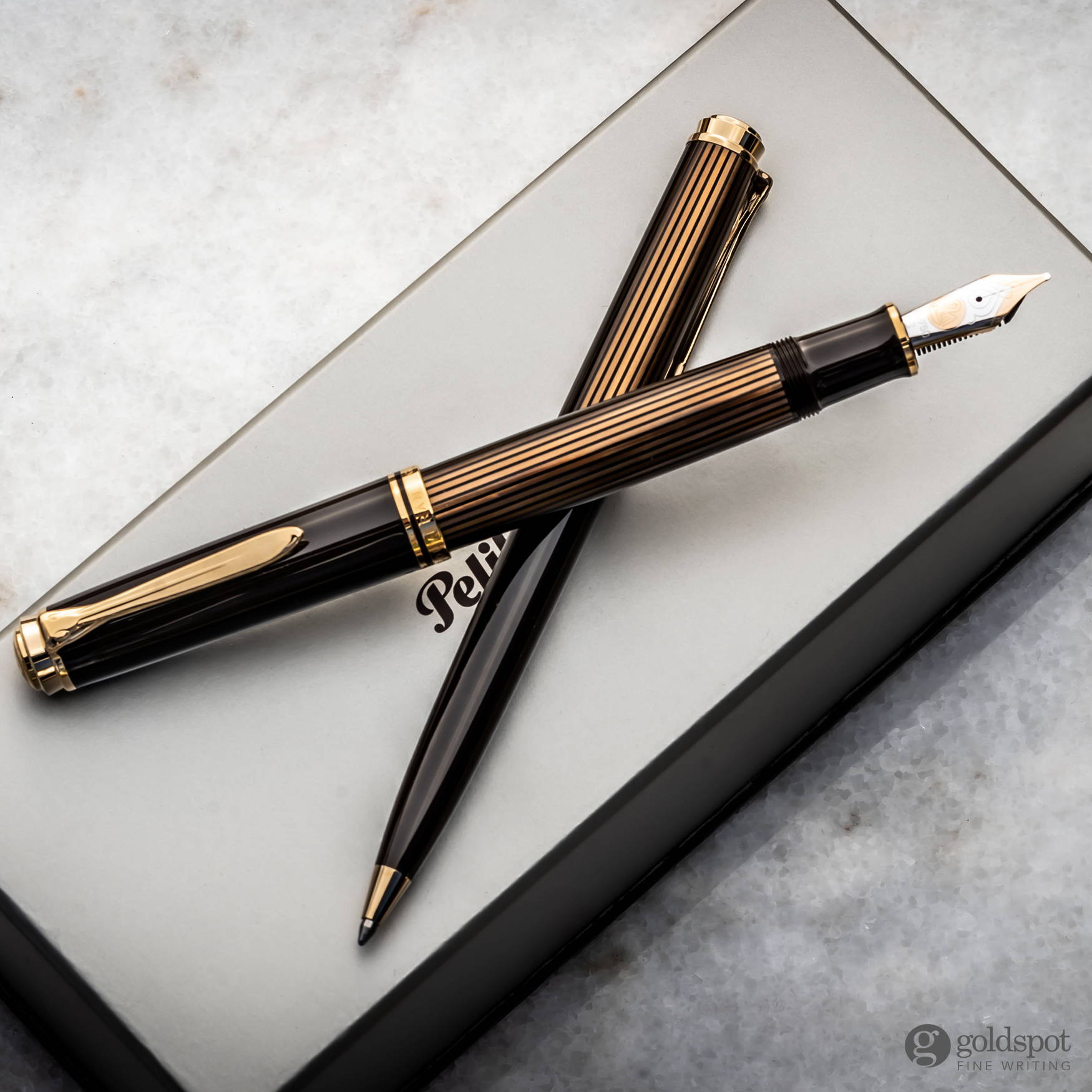 smooth and firm writing Glamorous Gold Pen 