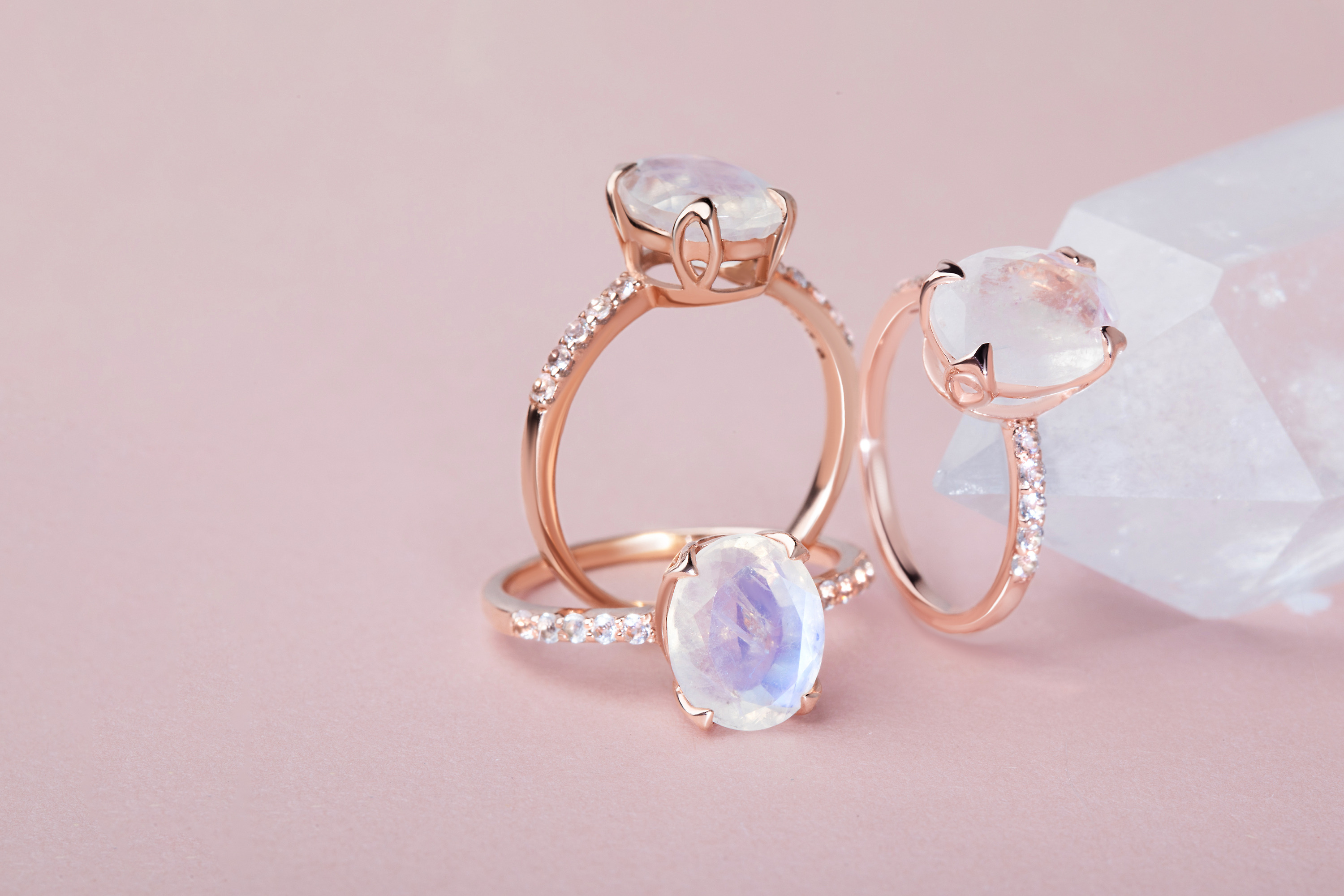 The Moonstone Ring Harlow in 14kt Rose Gold Vermeil is shown in different angles.