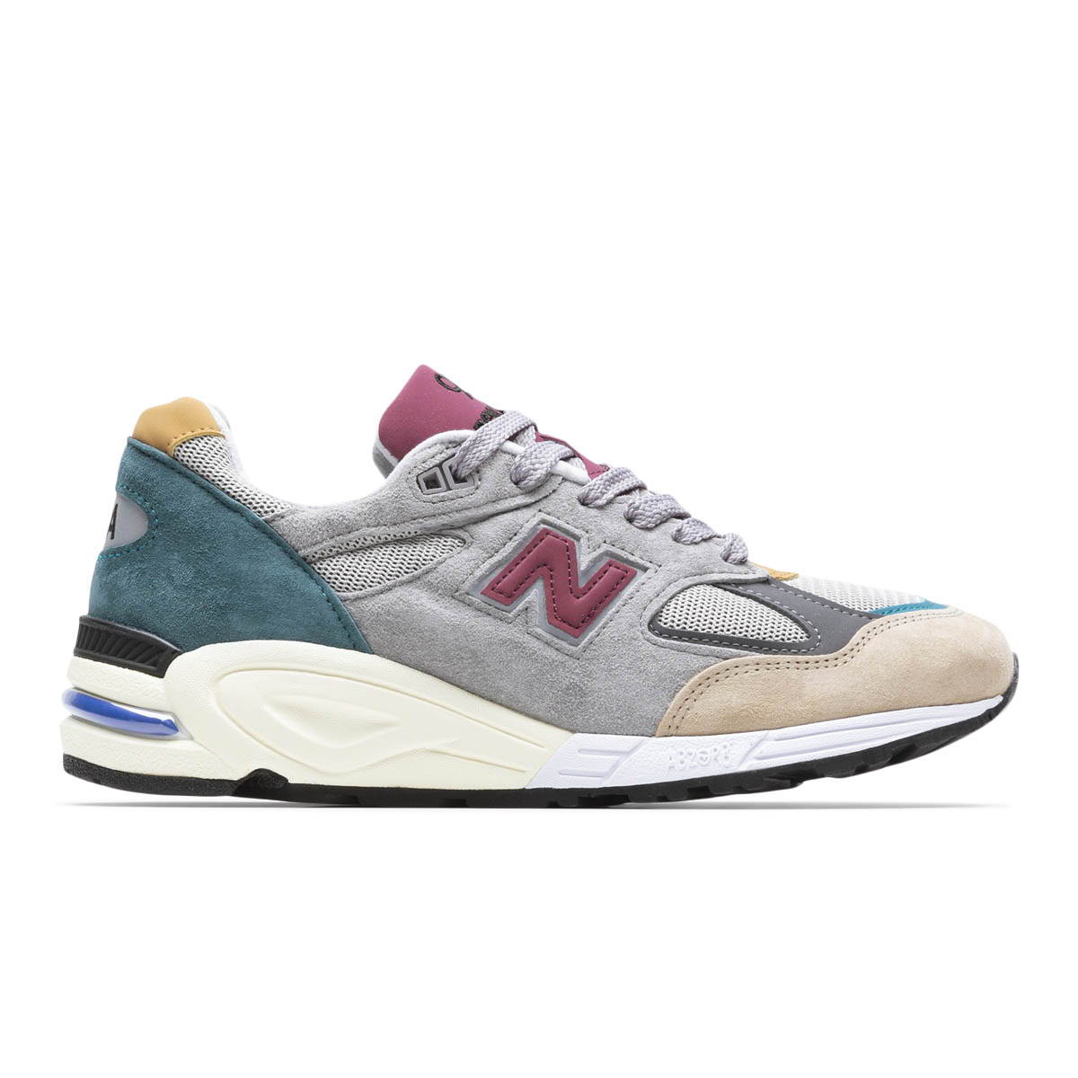 New Balance M990CP2 – Bodega