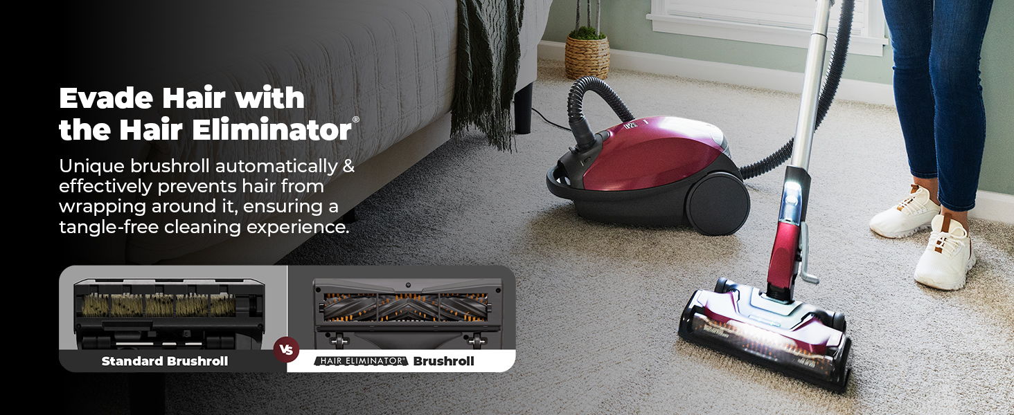 Vacuum cleaner promoting hair elimination on a floor surface.