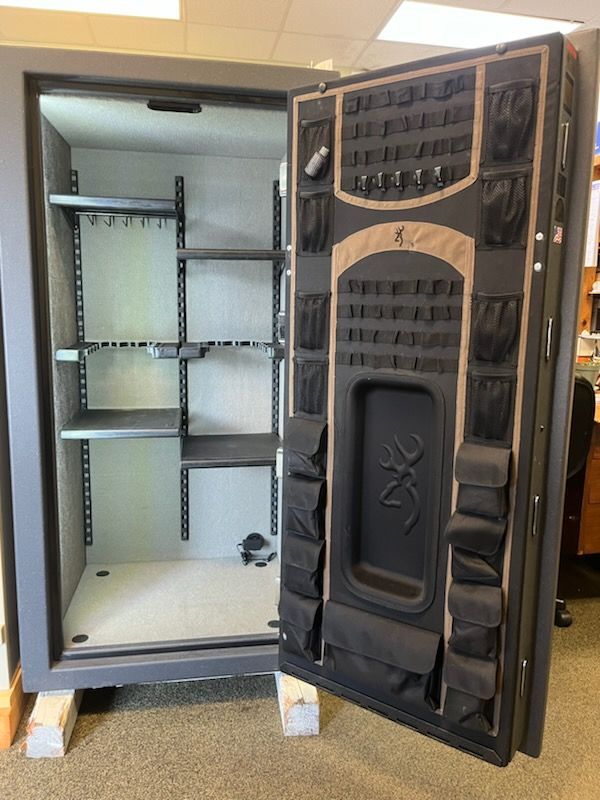 BROWNING GRAND 33 gun safe exterior with sale price tag on door - SES spring cleaning sale