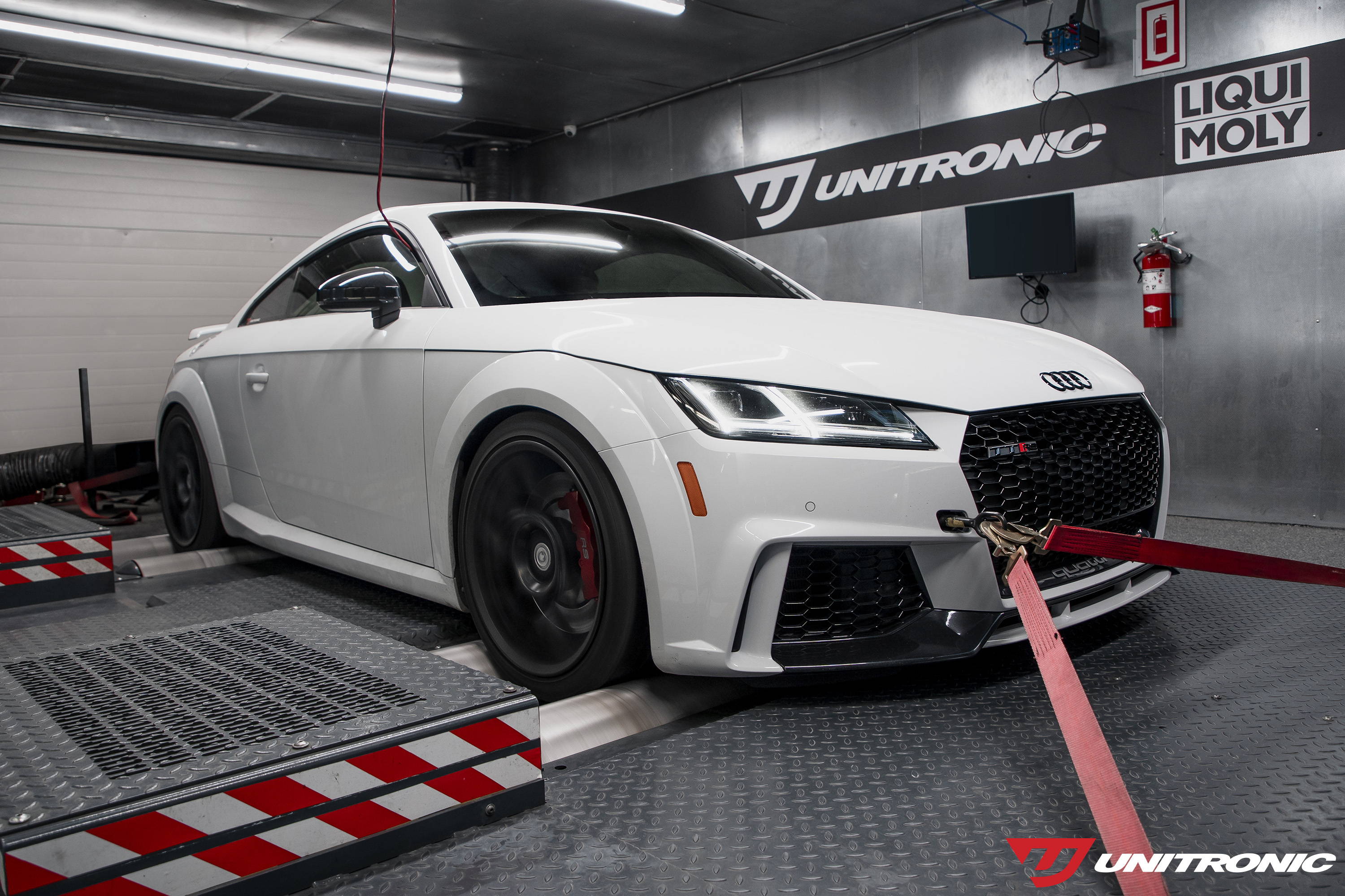 RS3 on a dyno