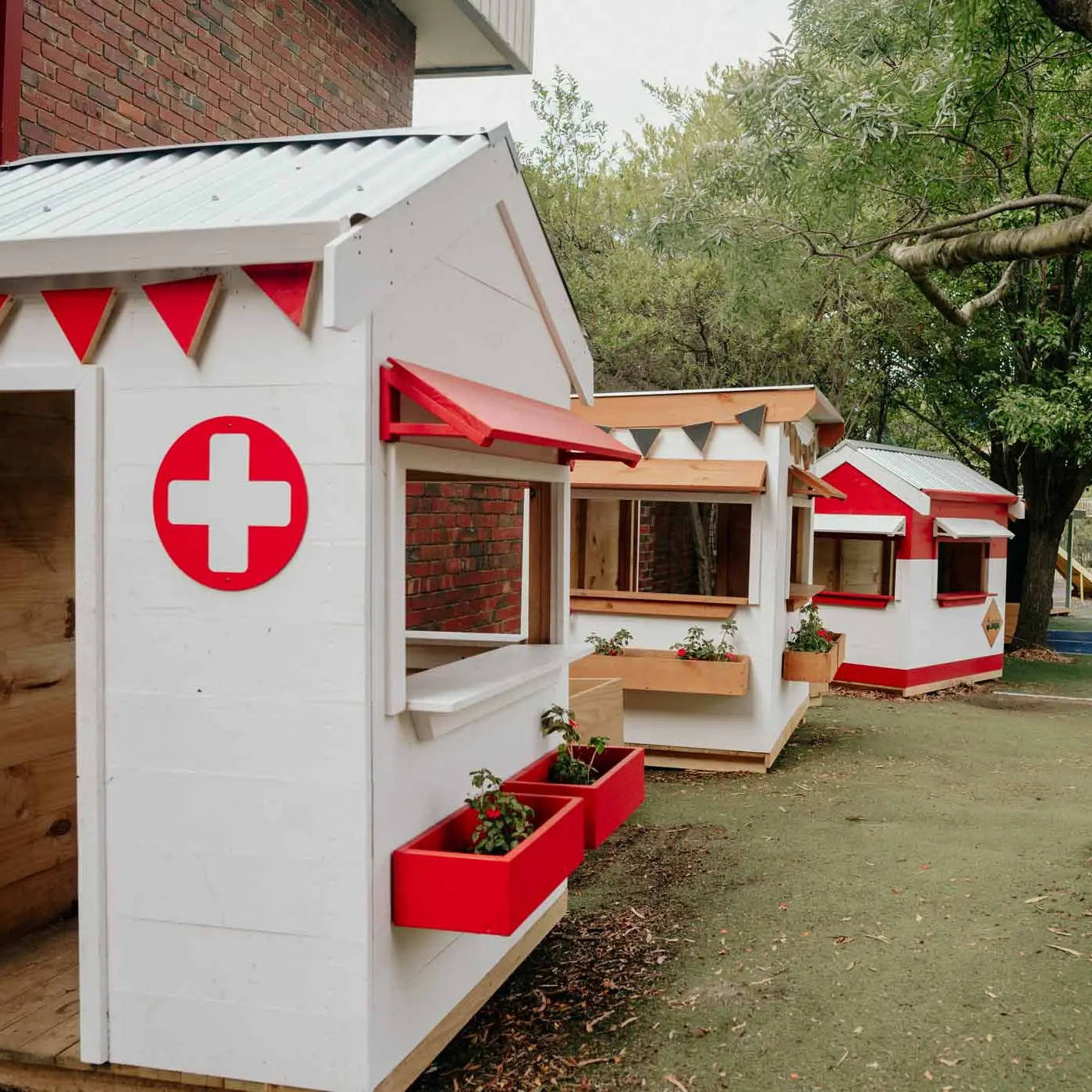 Cubby houses are installed to transit kindergarten to primary school