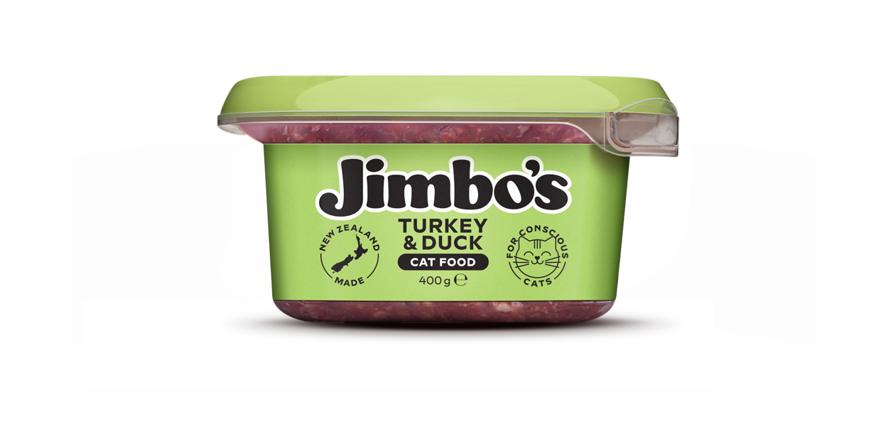 Jimbo’s Turkey & Duck is loaded with quality proteins for the good health of your pet. Turkey and Duck are nutrient rich proteins which promote variety into your cat's diet.