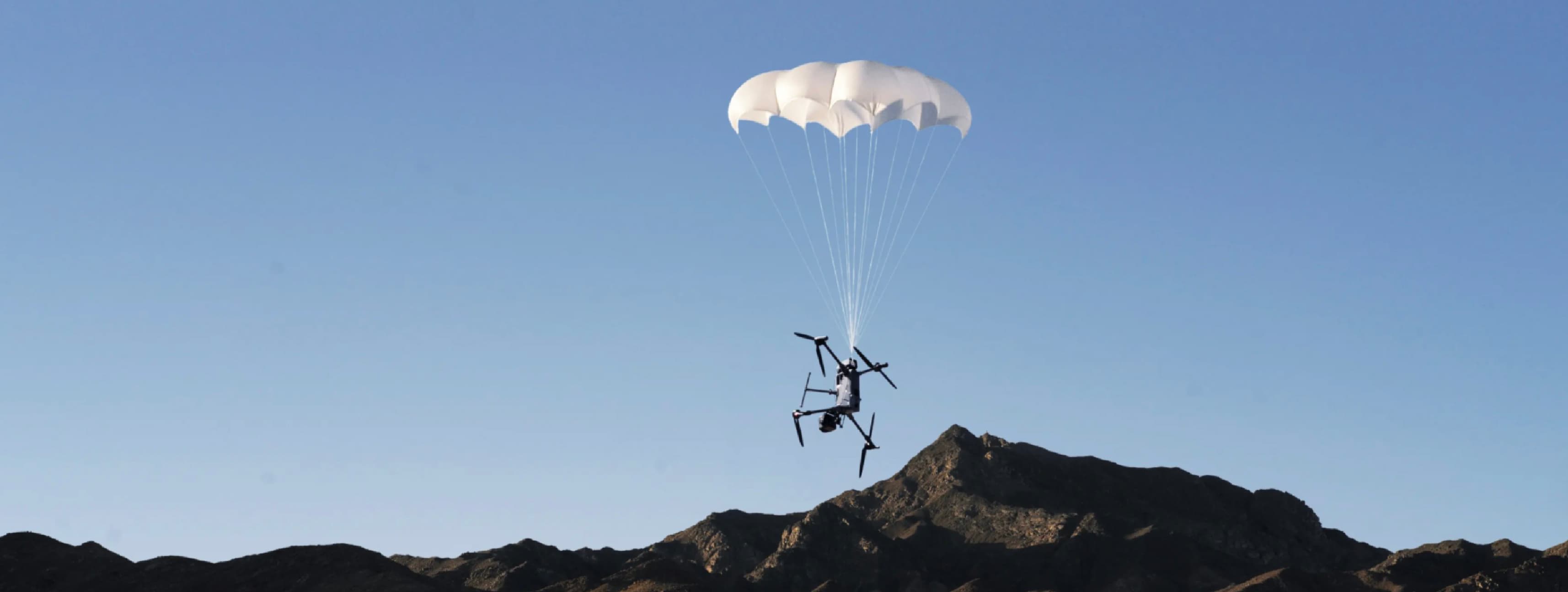 Matrice 400 parachute system with automatic emergency deployment