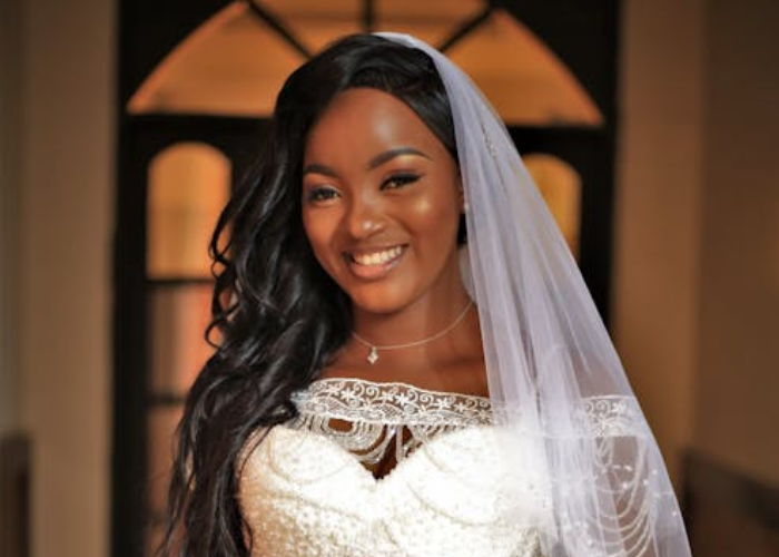 Wedding hair prep checklist with styling, coloring, and care steps