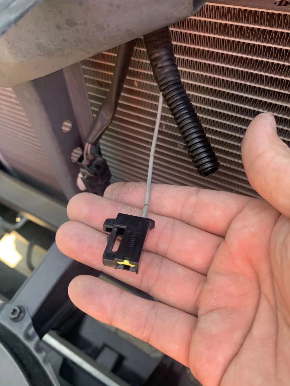 Connecting Train Horns to OEM Horn (2005+ Tacoma)