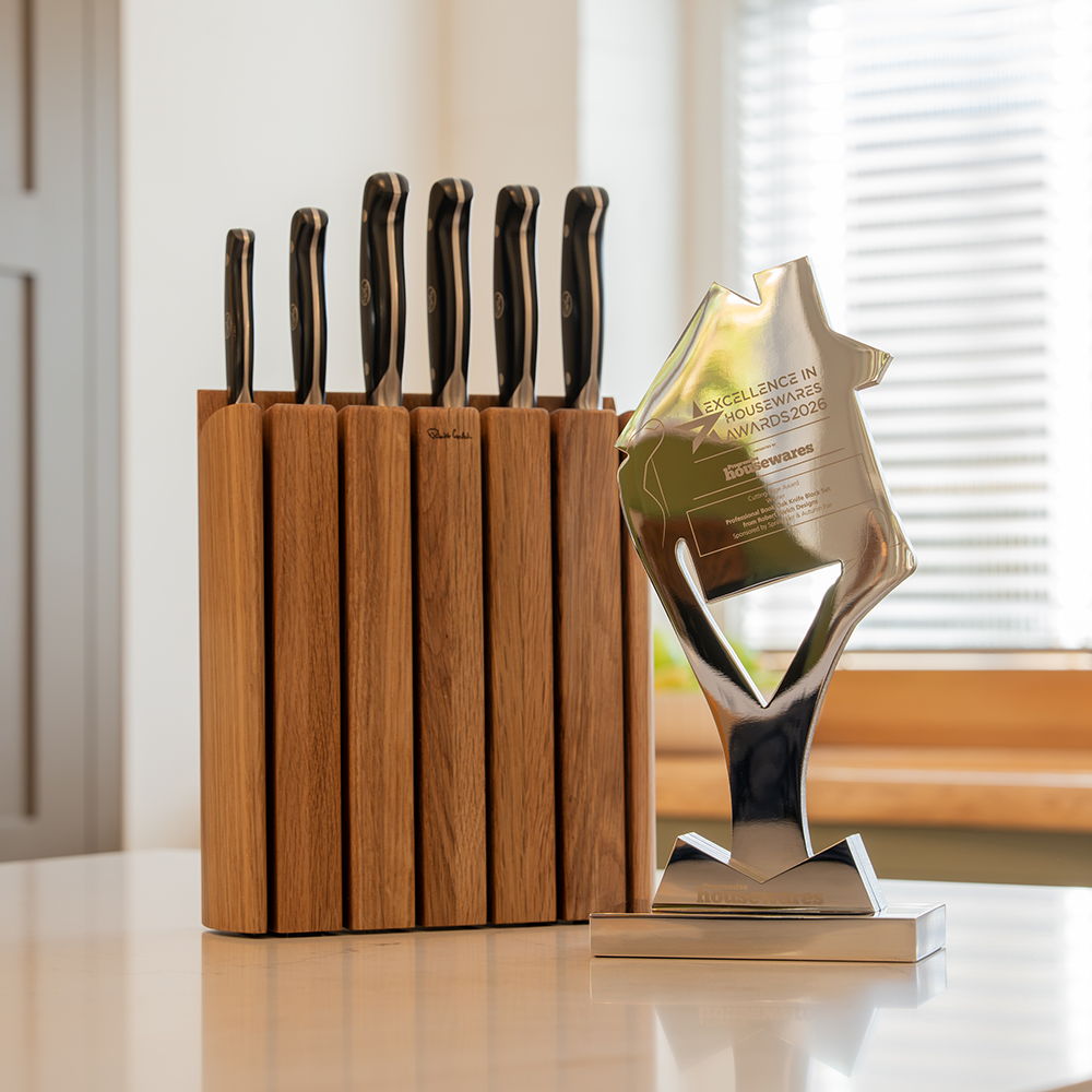 Professional Book Oak Knife Block Set and a the Excellence in Housewares Award