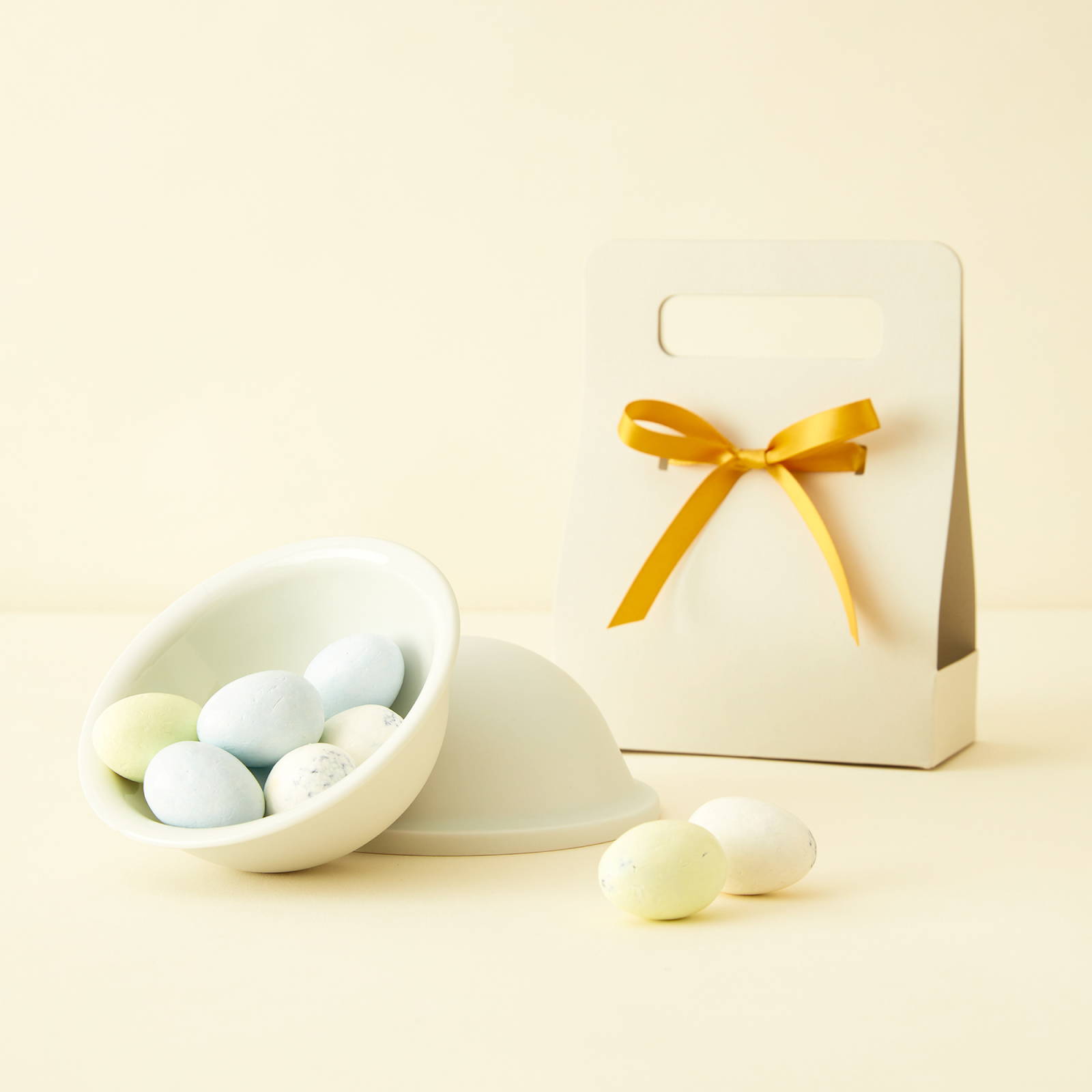 Petite Praline Easter Eggs