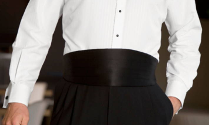 how to wear a cummerbund