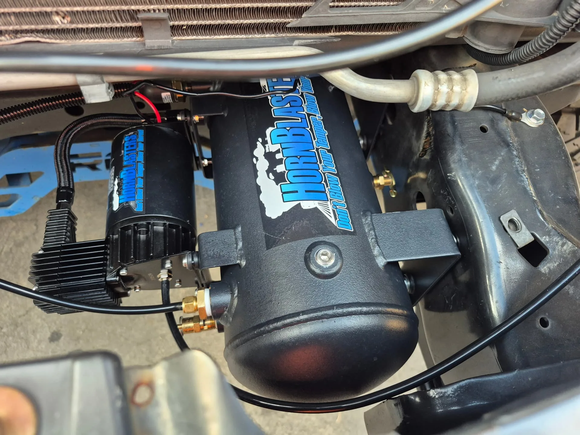 Steve's 2012 Ford F150 train horn installation detail with Flatlaw Train Horn Kit photo 3