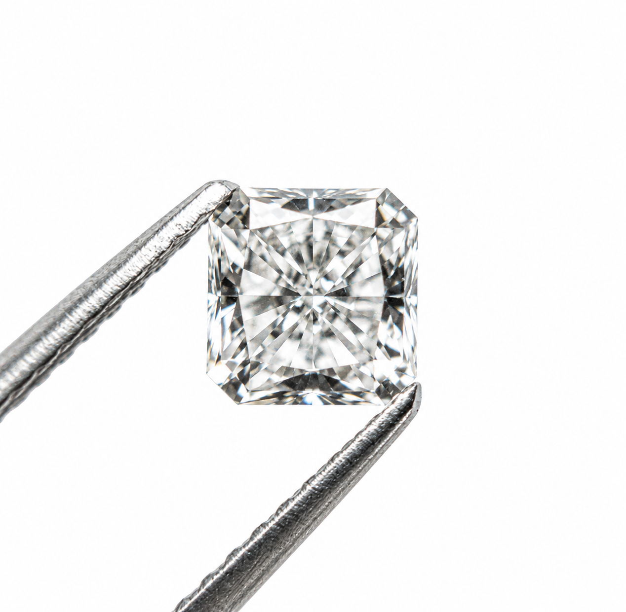 Radiant cut diamond