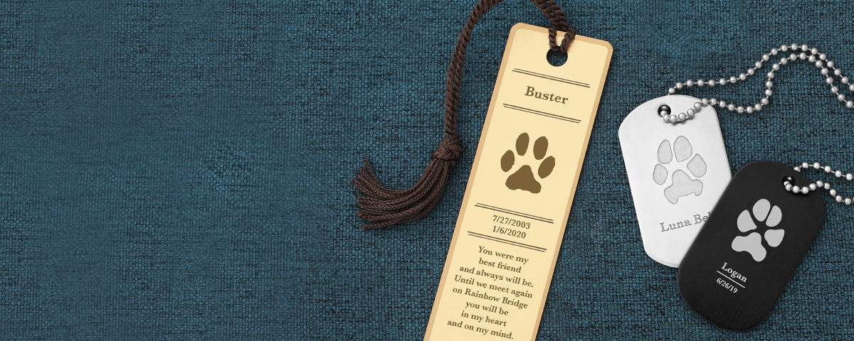 paw print jewelry and keepsakes
