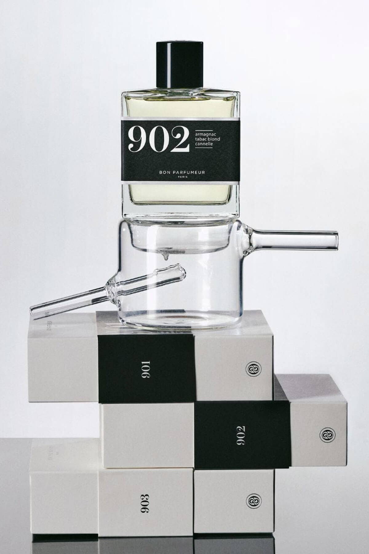 A look book image of the Bon Parfumeur Eau de Parfum 902.