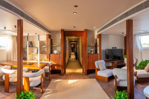Sonesta Dahabeya Amirat II - Lounge & Reading Corner