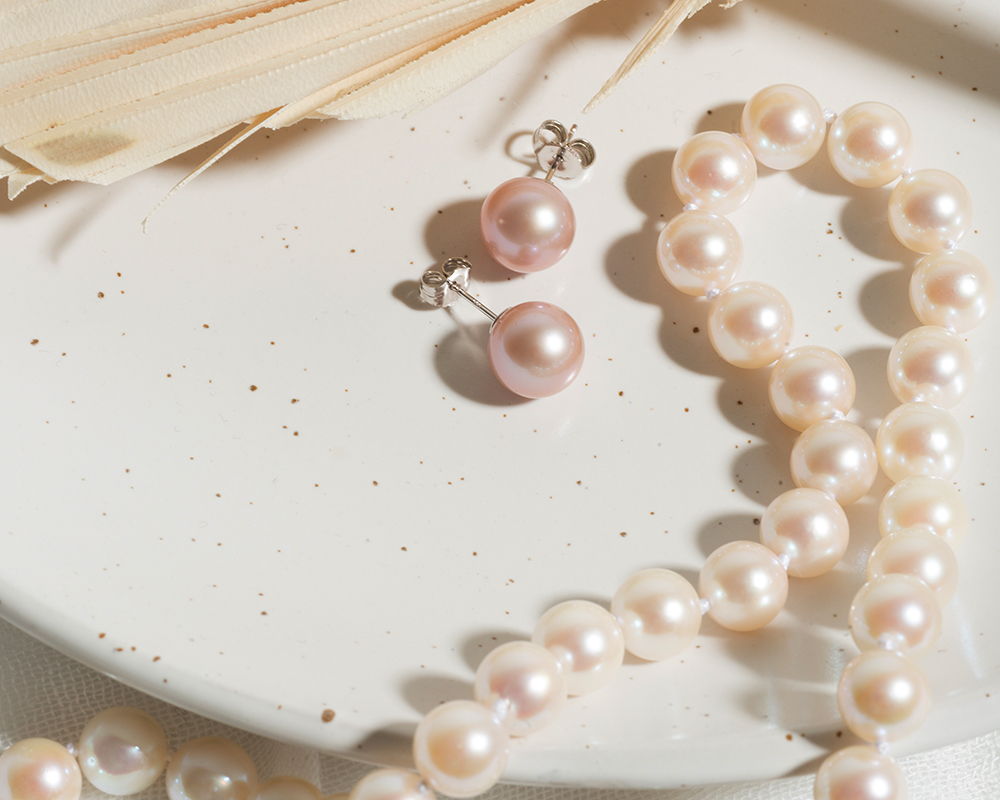 Pros and Cons of Buying Freshwater Pearls Online