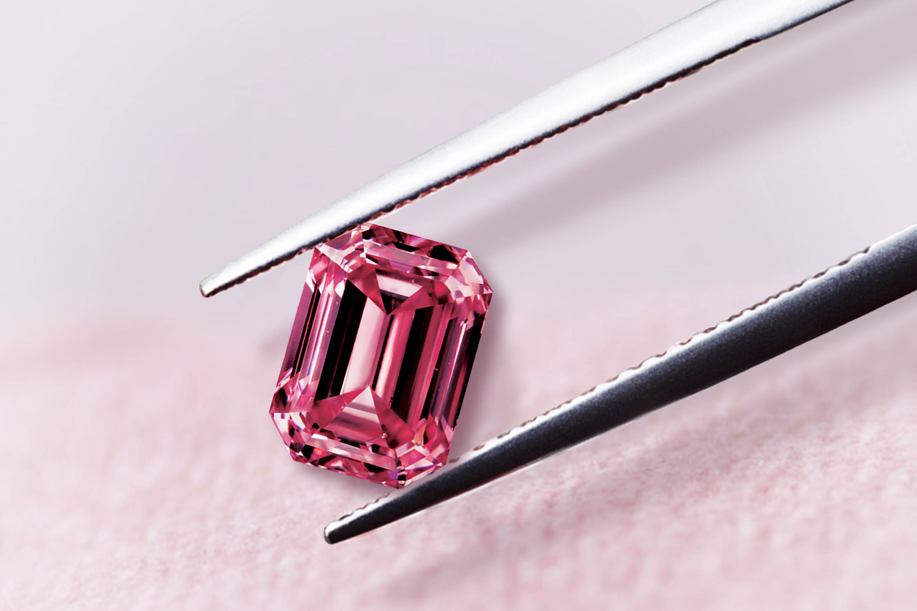 Investing in Pink Argyle Diamonds: A Lucrative Opportunity in the World of Gemstones