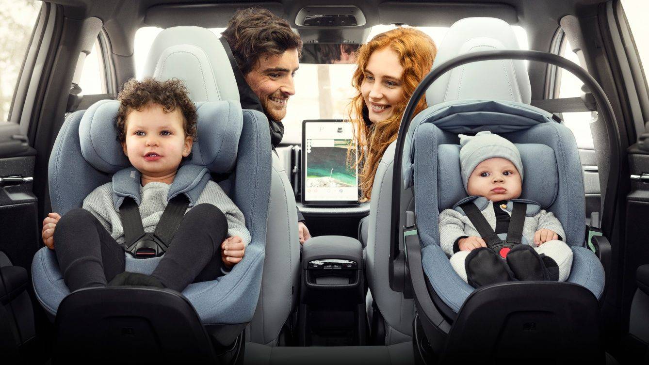 Crossovers and car seat installation setup illustration for 2025 LATCH evaluation
