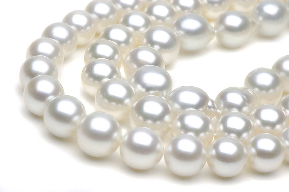 Pearl Colors: White South Sea Pearls