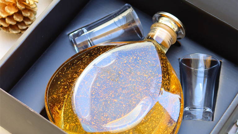 Discover one-of-a-kind gifts