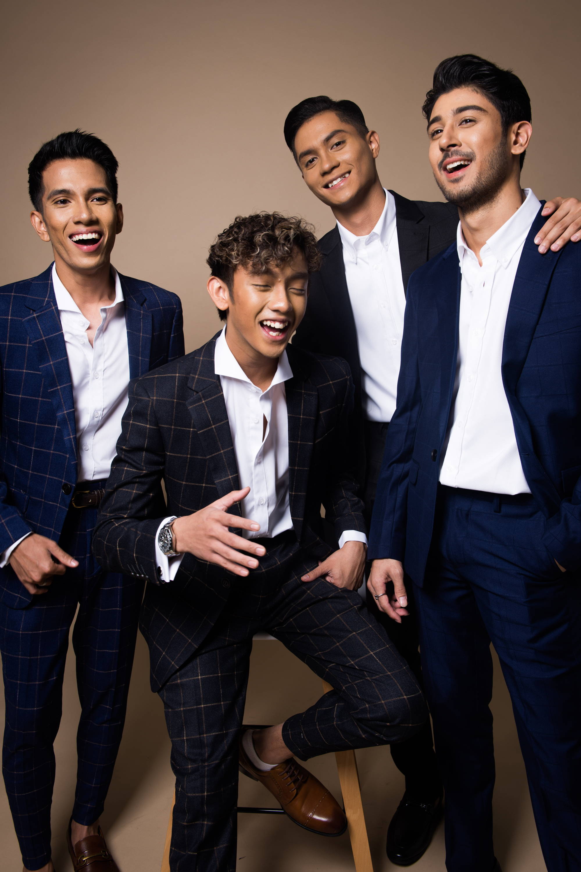 TOMAZ men's clothing and formalwear