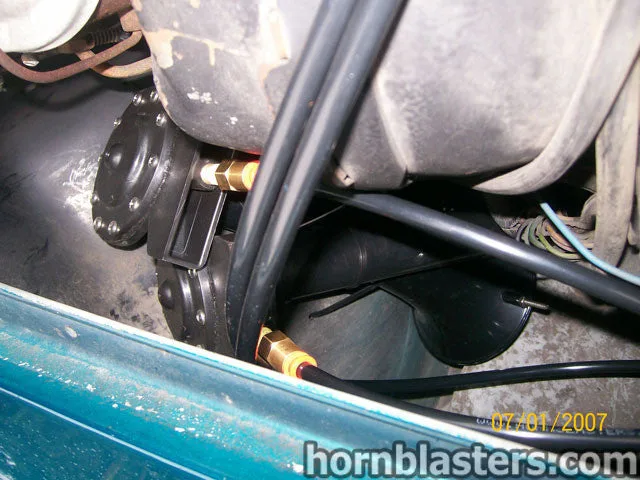 Wide three-quarter finished showcase Craig's 1979 Chevy Corvette Shocker XL train horns customer install gallery photo 12