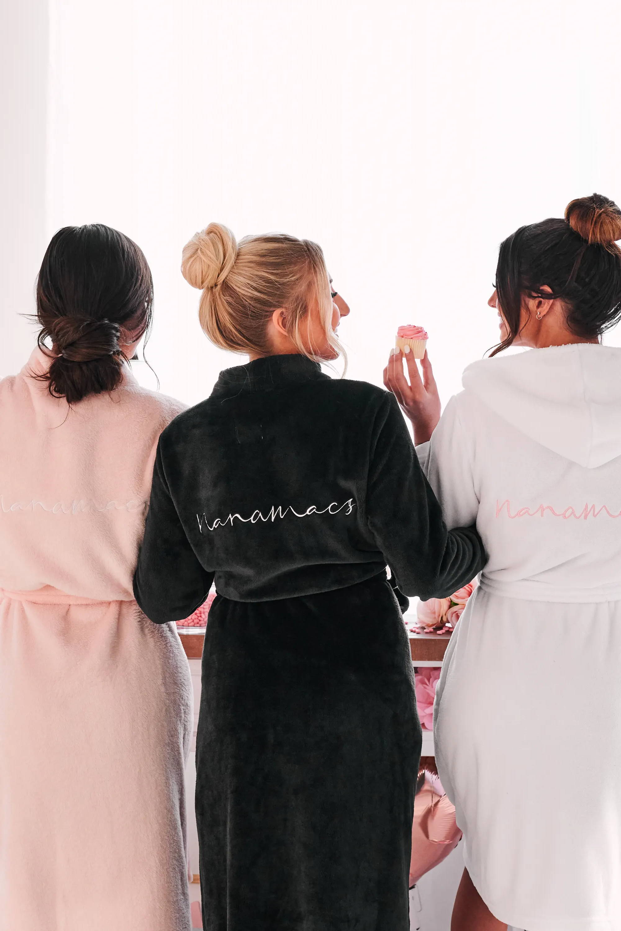 give me love. valentines day. girls. love. xoxo. fashion. cute dresses.  double date. ideas. date ideas.  robes. self care night. stay in. spa night. 
