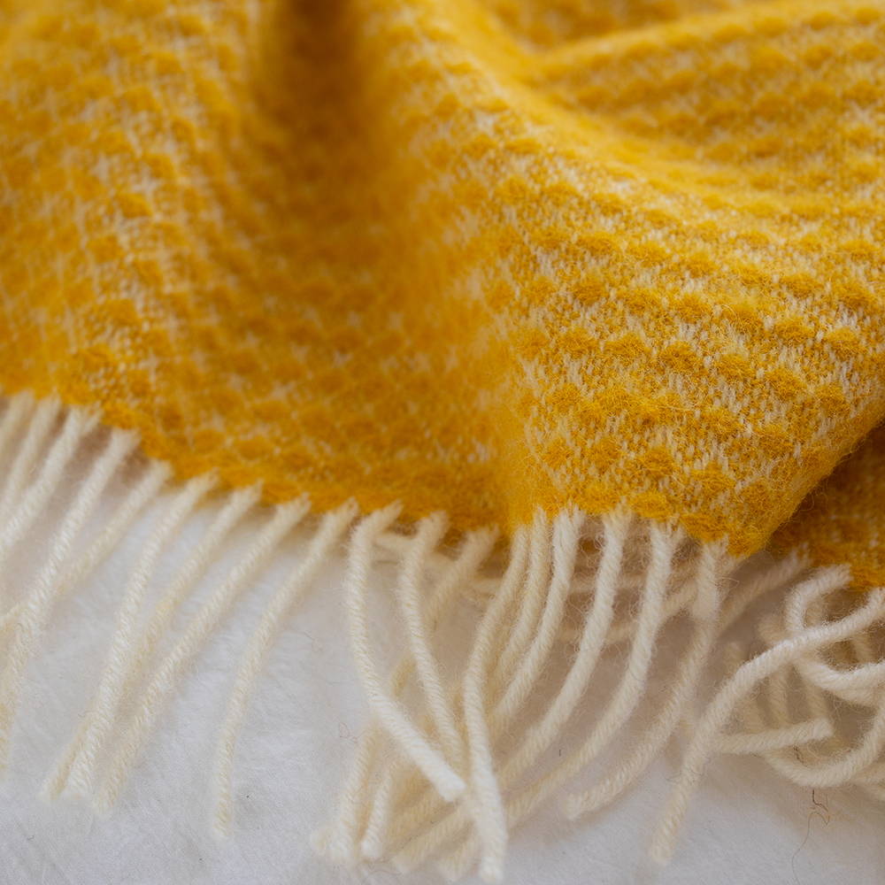 Klippan クリッパン ウールスロー ダイアモンド W130 L0cm イエロー Illums