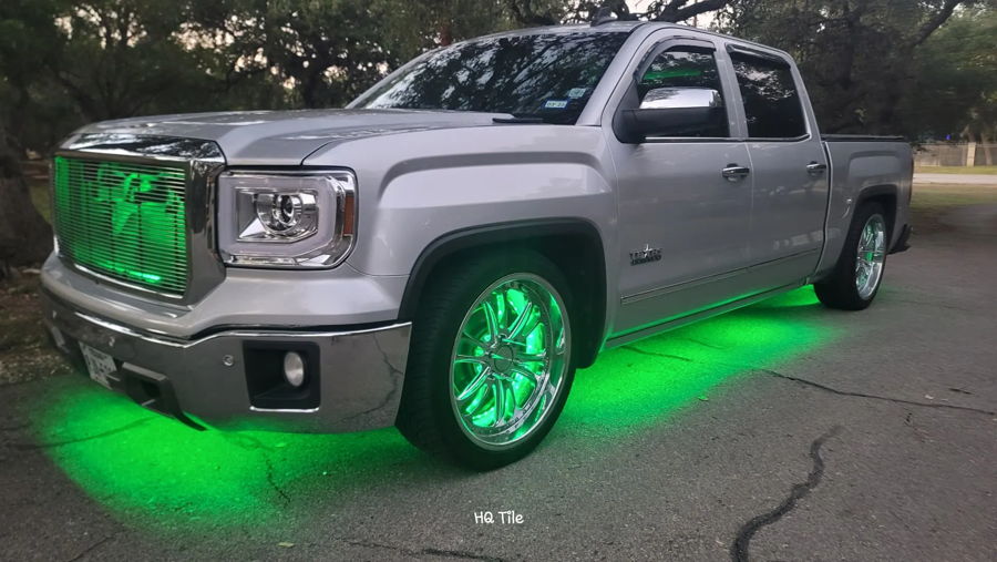 Jerry's 2015 GMC Sierra 1500 SLT with Shocker Mini Outlaw 127H Train Horn Kit overview photo 1