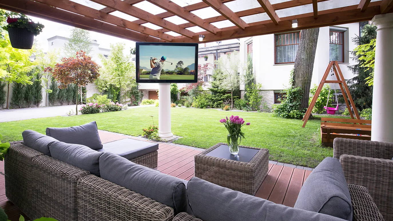 outdoor tv cover with clear front