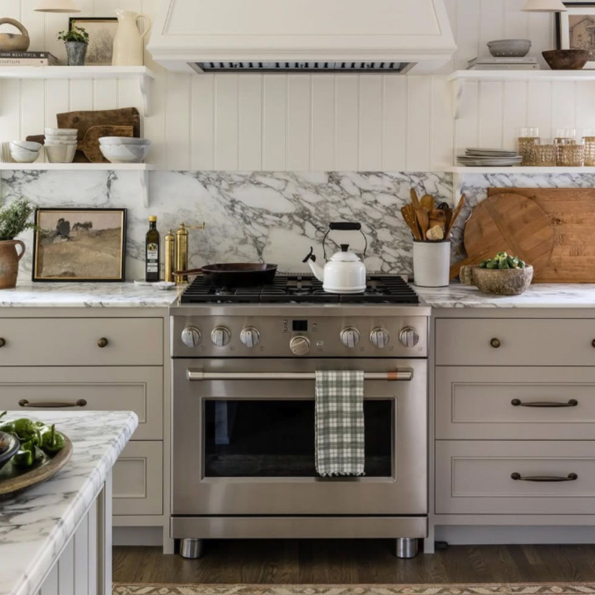 Stainless steel 36 inch range with stainless steel hardware