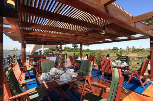 Merit Dahabiya Sundeck