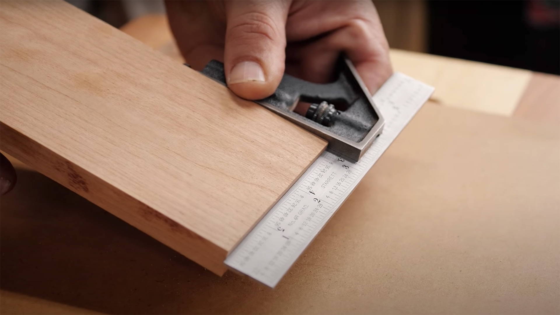 Testing a board with combination square