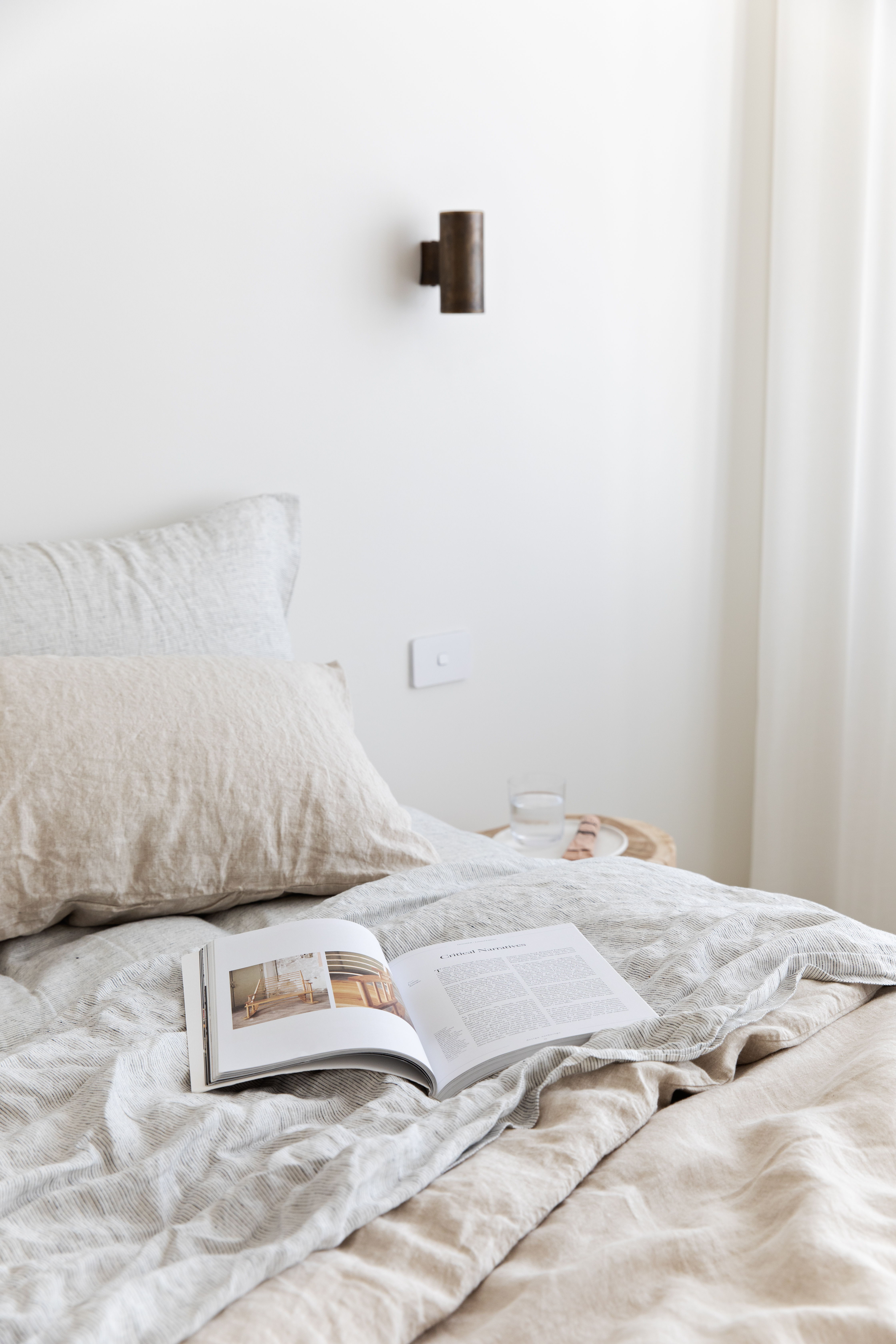 Up & Down Bedside Light | The Pause 
