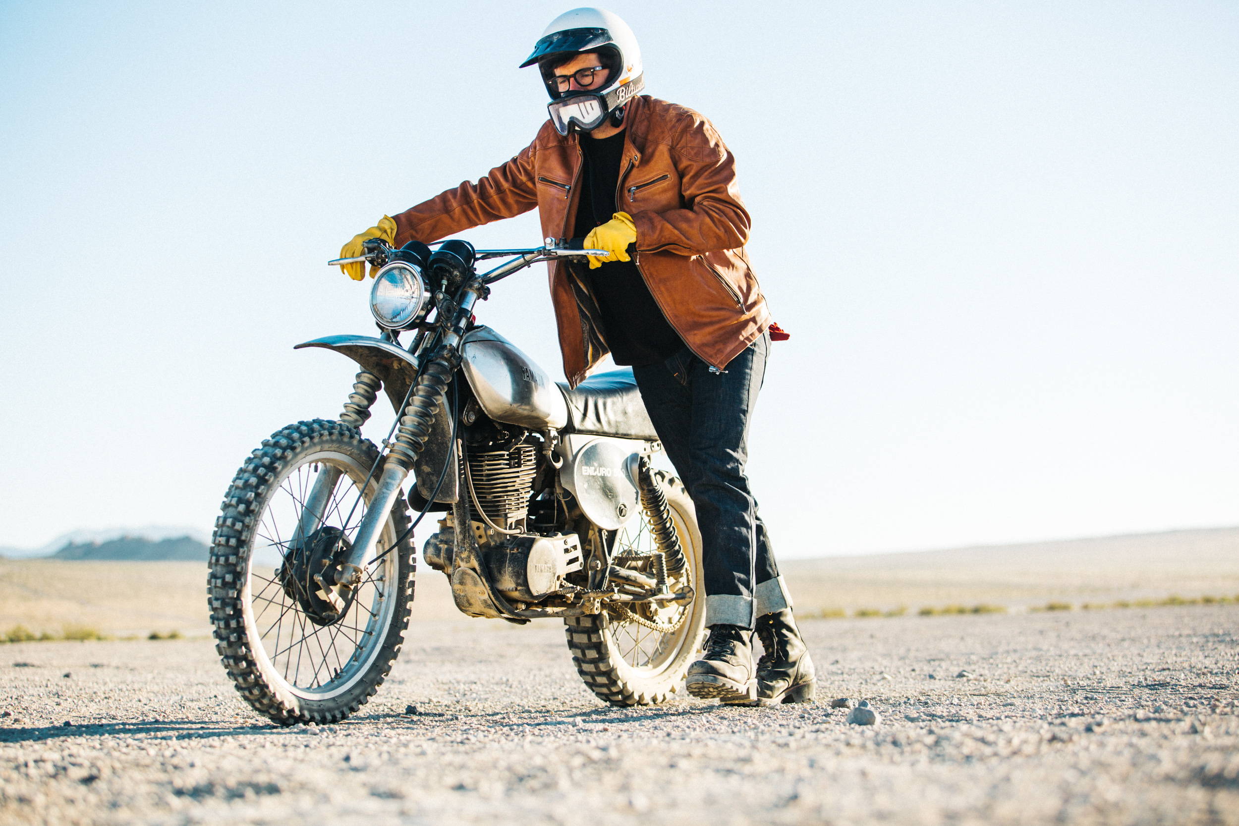 Breaking In Your Enduro Denim Jeans – Iron & Resin