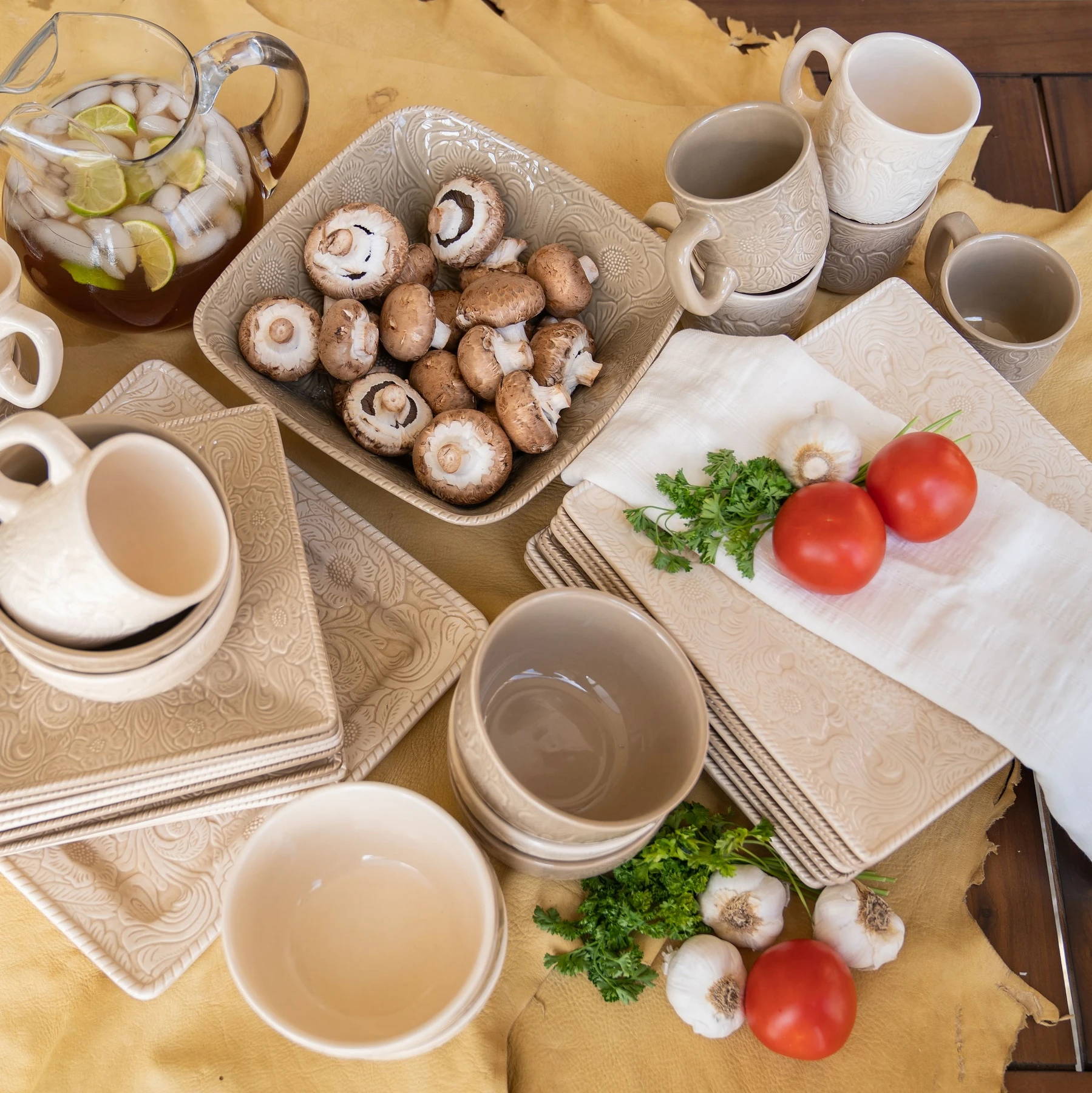 Shop Dinnerware