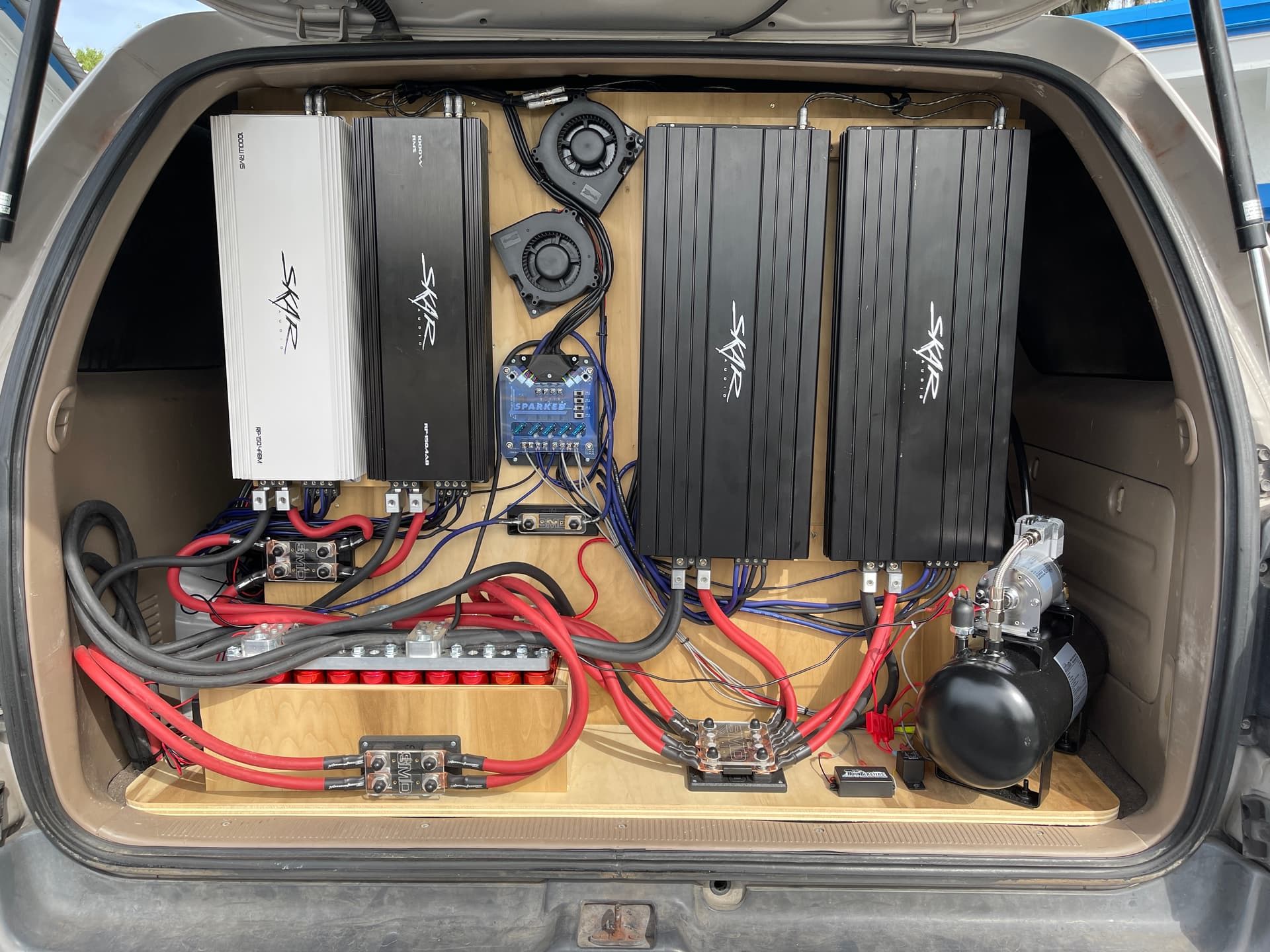 Taylor's 1999 Toyota 4Runner Train Horn Install