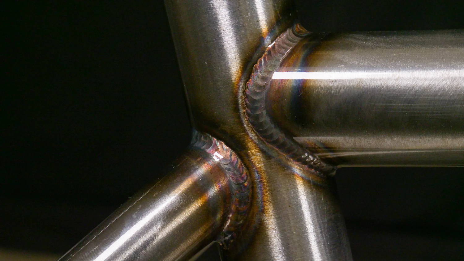 Detail of welded Chromoly tubing on the Raw Chromag Stylus