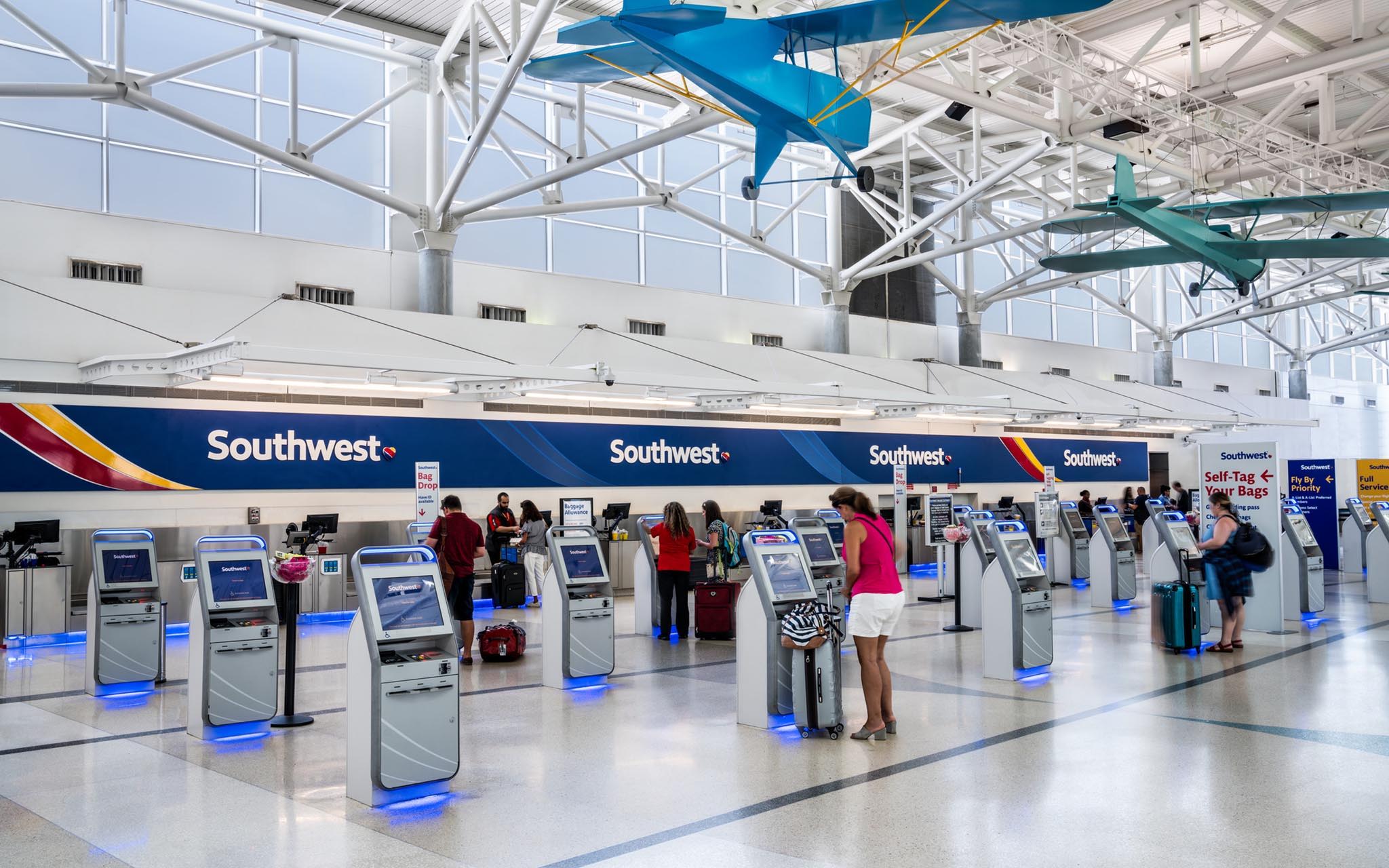 Hollywood-International-Airport-in-Fort-Lauderdale
