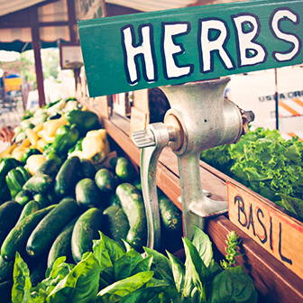 High Quality Organics Express Fresh Herbs at Market