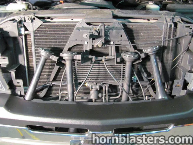 Air line routing fittings and hard lines Shocker XL install 2005 Chevrolet Silverado 1500 photo 8