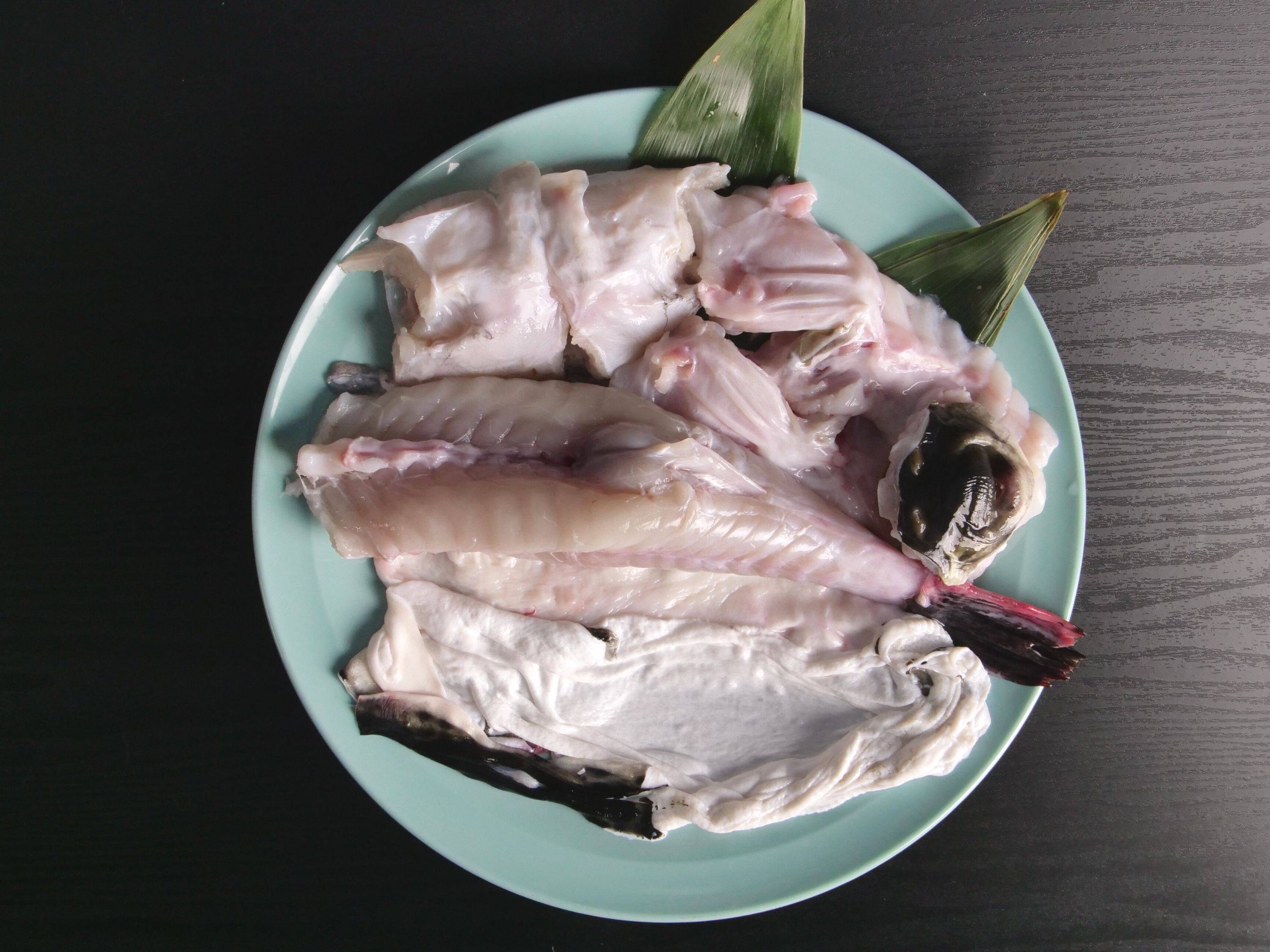 ふぐみがき 身欠き セット のご紹介 ふぐ刺しのお取り寄せ ギフト 贈答に 下関の吉田水産 Iwauo お祝いに美しいお刺身アートを Iwauo By 吉田水産