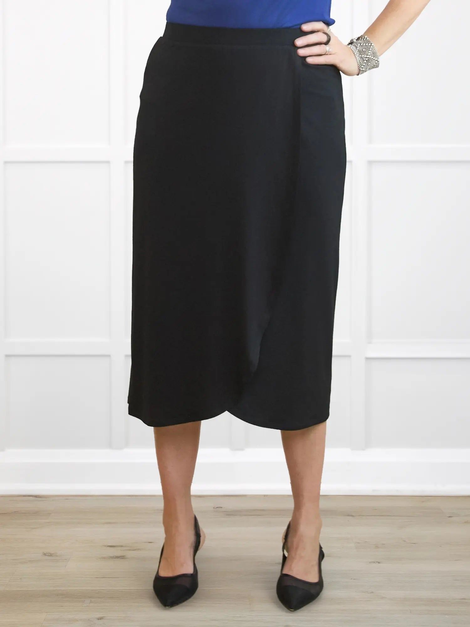 Ginny faux wrap midi skirt for women in Black #en:color_black,fr:couleur_black