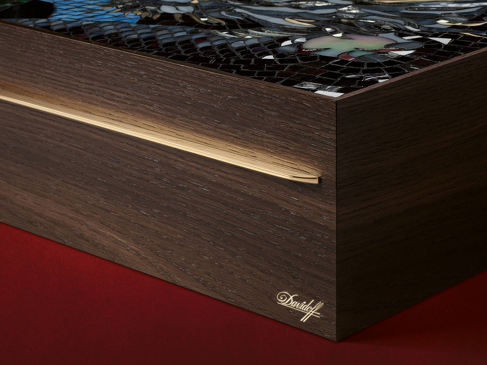 The Davidoff Year of the Dragon Masterpiece Humidor photographed from the front with the Davidoff logo visible. 