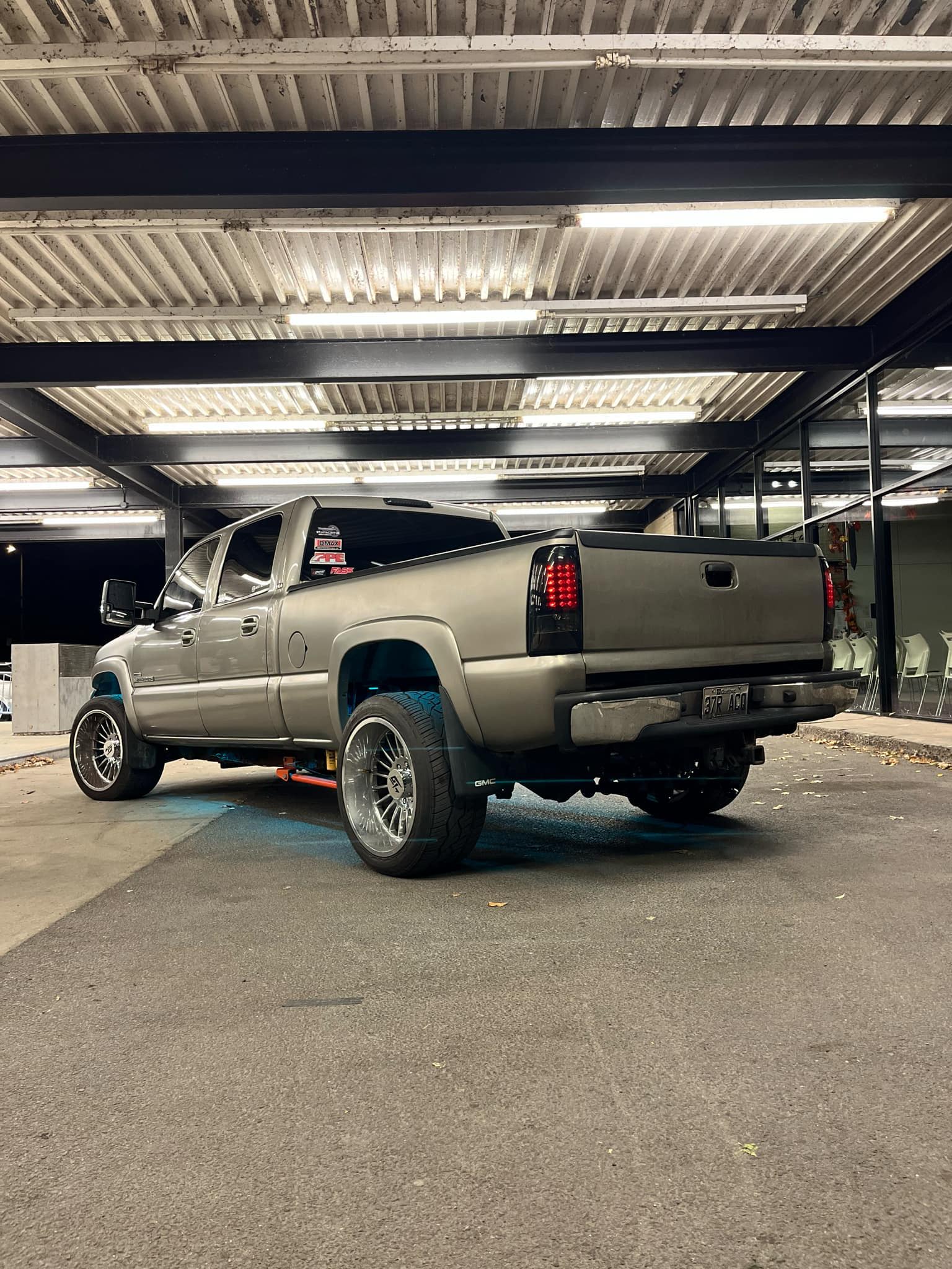 Justin's 2003 GMC Sierra 2500HD Train Horn Install