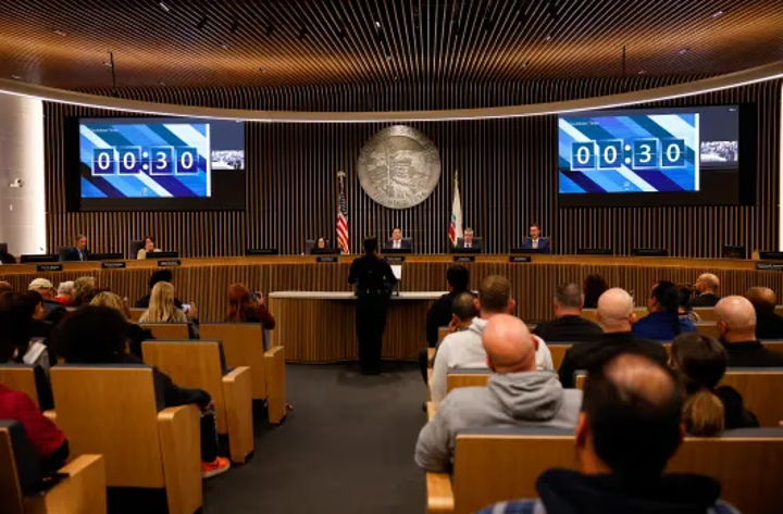 San Mateo County Board of Supervisors chamber meeting