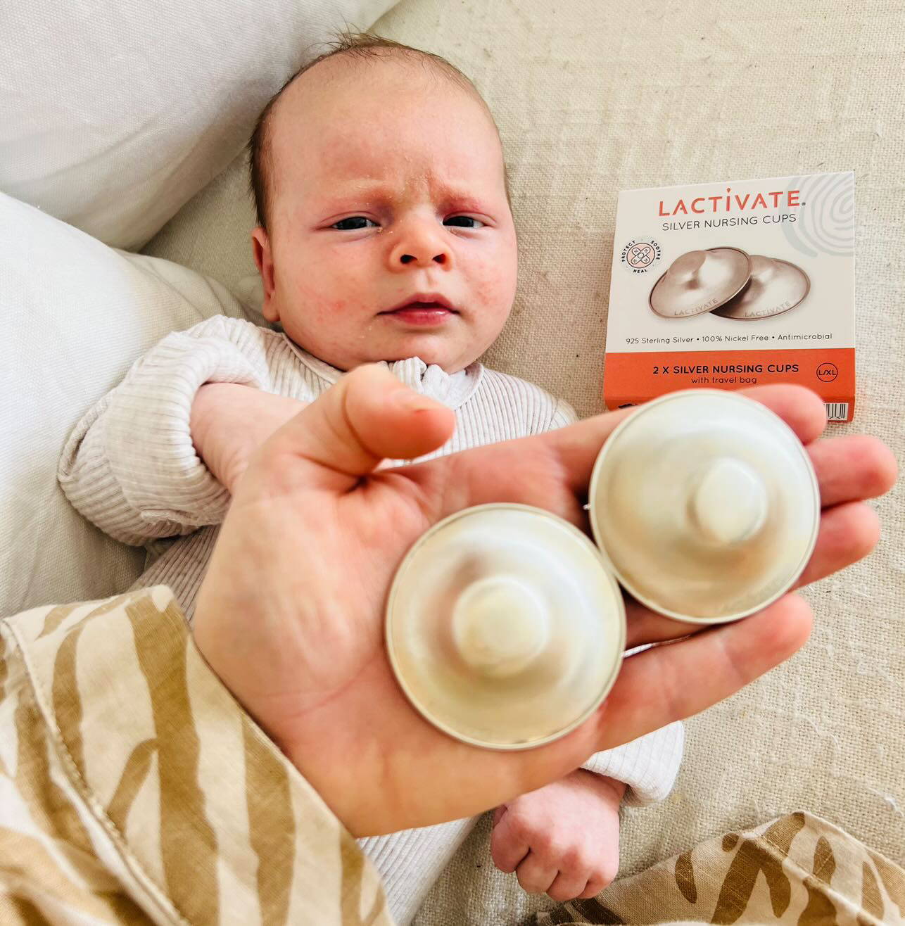 SILVERETTE The Original Silver Nursing Cups, Silverettes Metal Nipple  Covers for Breastfeeding, Nursing Shield, 925 Silver Nipple Cover Guards,  Soothe and Protect Sore Nipples -Made in Italy Regular 